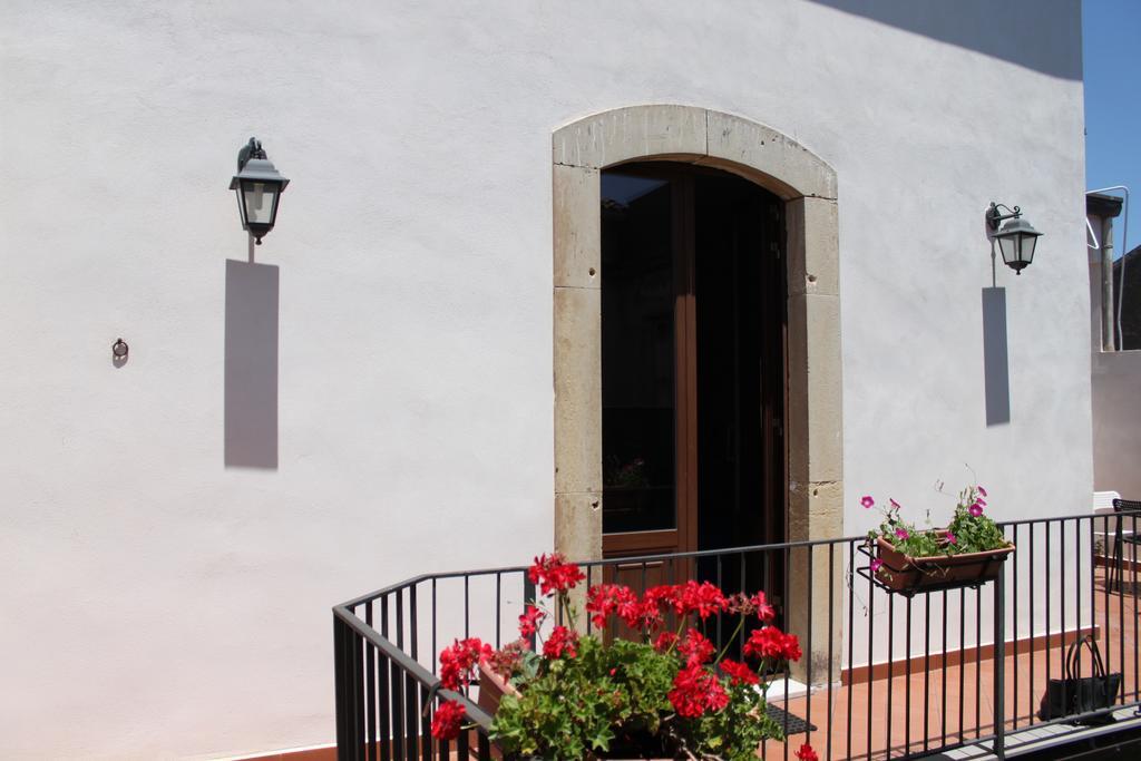 B&B Etna Akme Nicolosi Bilik gambar